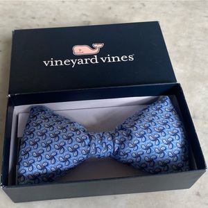 Men's Vineyard Vine Silk Propeller Bow Tie Bowtie New with Original Box